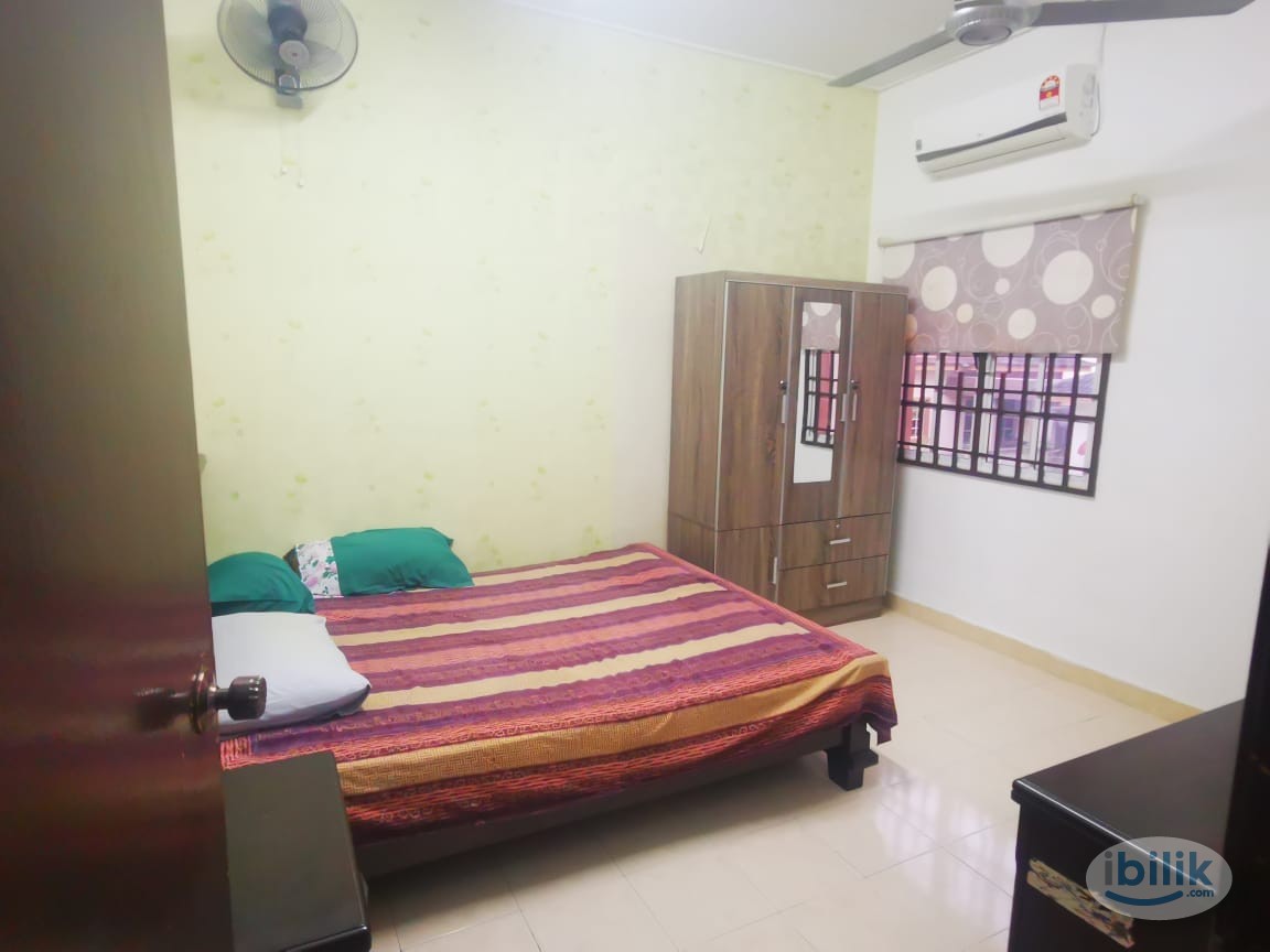 Middle Room at Hi-Tech Park, Kulim - Image 3