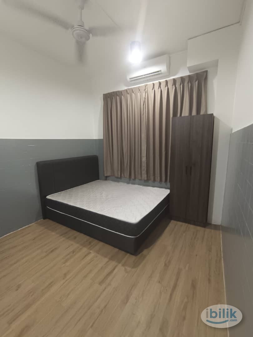 🔥💯SINGLE BEDROOM WITH AIRCOND🔥💯7 MIN WALK TO CIQ🔥💯GROCERY SHOP AND RESTAURANTS NEARBY🔥💯LAUNDRY AREA PROVIDED🔥💯 - Image 3