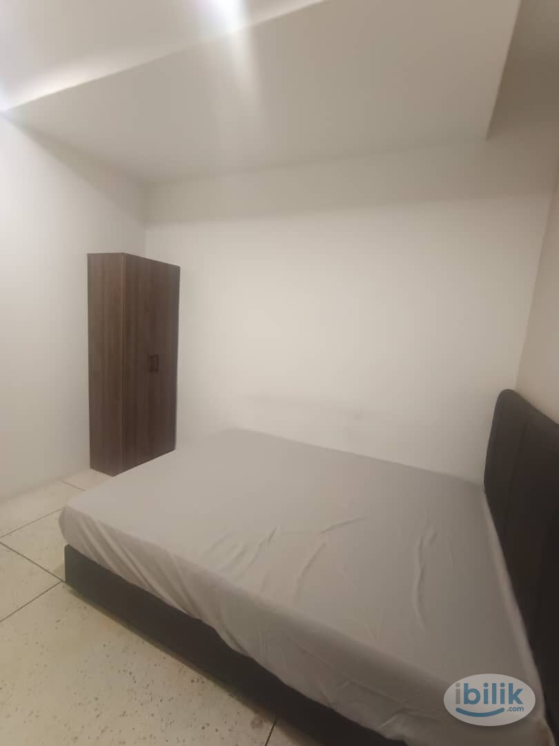 🔥💯SINGLE BEDROOM WITH AIRCOND🔥💯7 MIN WALK TO CIQ🔥💯GROCERY SHOP AND RESTAURANT NEARBY🔥💯LAUNDRY AREA PROVIDED🔥💯 - Image 3