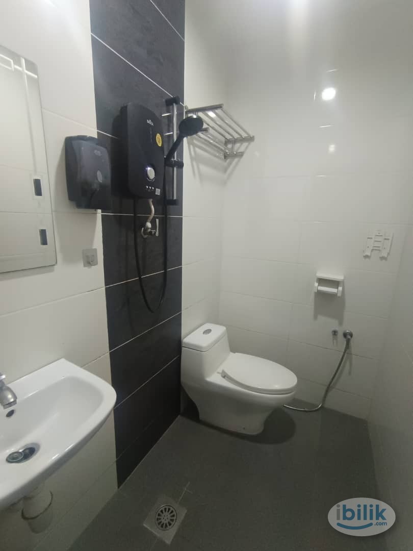 🔥💯MASTER BEDROOM🔥💯PRIVATE BATHROOM🔥💯, 10 MIN TO CIQ,🔥💯 NEAR SHOPLOTS AND RESTAURANT🔥💯 - Image 2