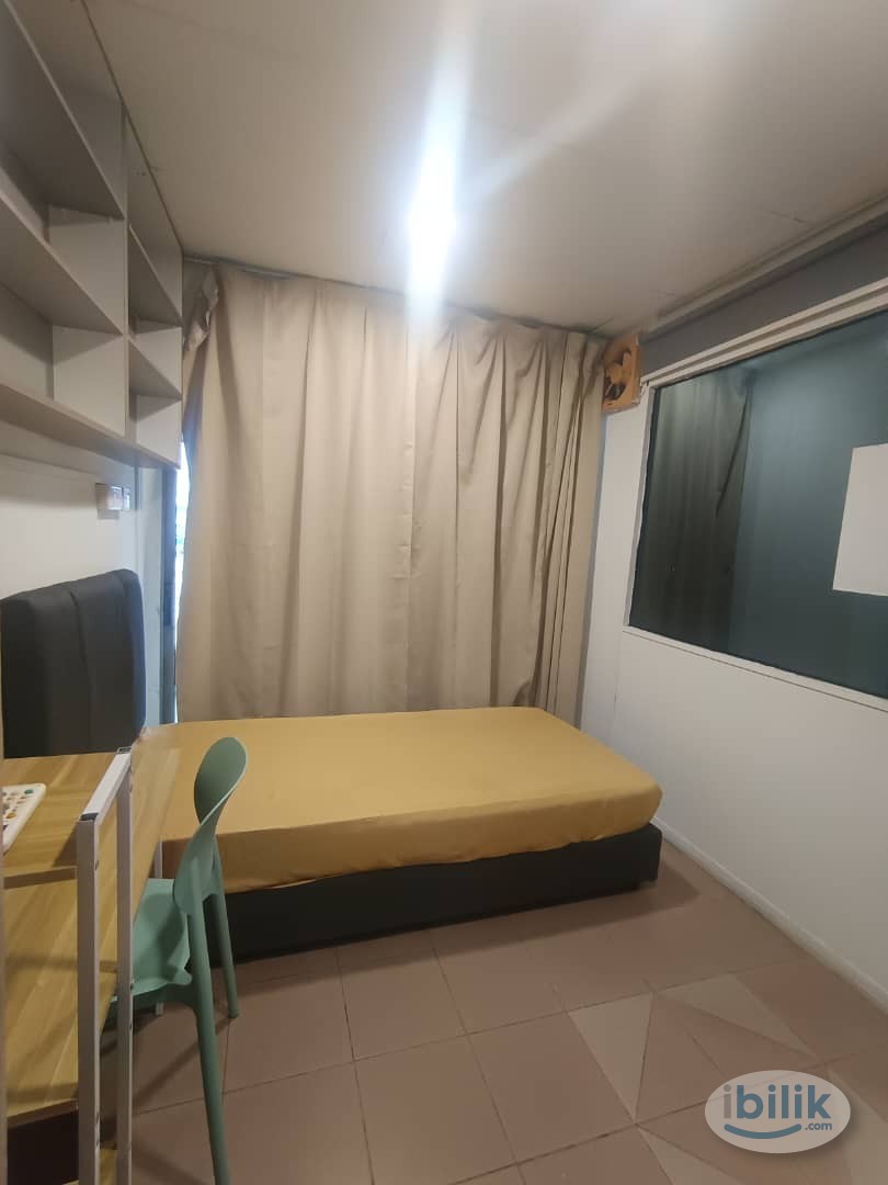 🔥💯MASTER BEDROOM🔥💯 PRIVATE BATHROOM🔥💯12 MIN TO CIQ🔥💯MANY RESTAURANT NEARBY🔥💯 - Image 1