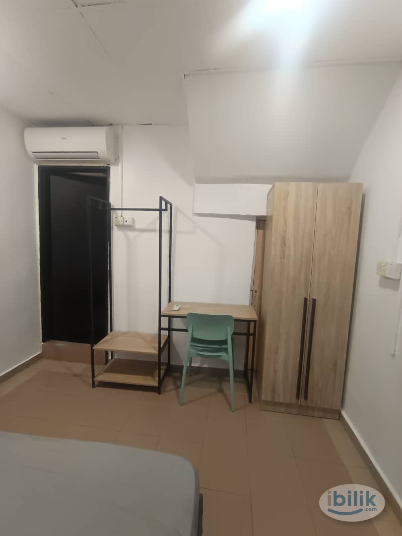 🔥💯MASTER BEDROOM🔥💯 PRIVATE BATHROOM🔥💯 NEAR KSL MALL,🔥💯 12 MIN TO CIQ,🔥💯 - Image 3