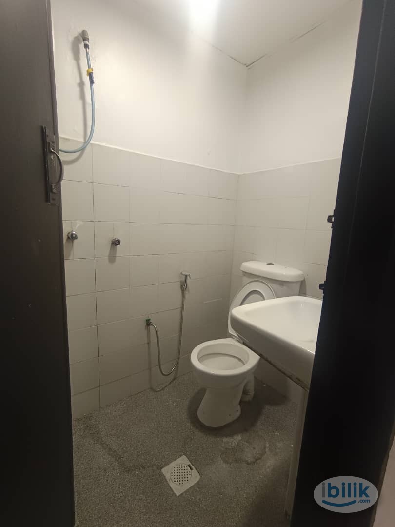 🔥💯MASTER BEDROOM🔥💯 PRIVATE BATHROOM🔥💯 NAER KSL MALL,🔥💯 12 MIN TO CIQ🔥💯, - Image 2
