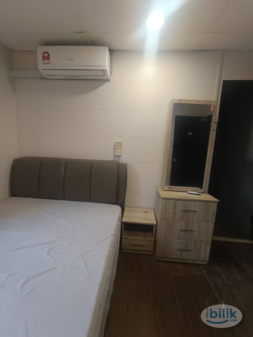 🔥💯MASTER ROOM🔥💯 NEAR KSL MALL,🔥💯 12 MIN TO CIQ, 🔥💯PRIVATE BATHROOM🔥💯 - Image 1