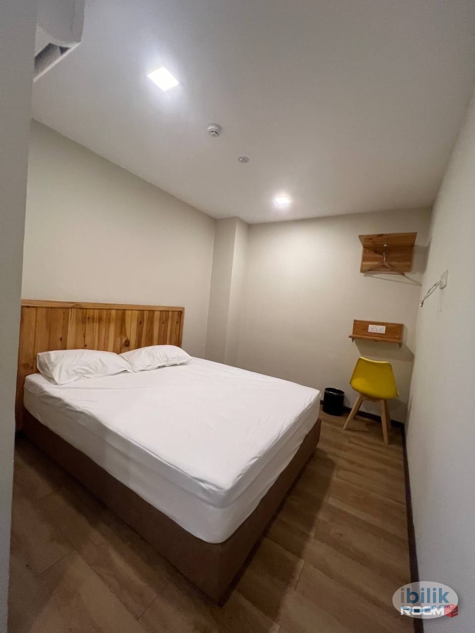 HOT PROMO 🔥 Free 1 Month Rental‼️ Master Room with Private Bathroom😍Near McDonalds Seksyen 3‼️Free Wifi & Utilities - Image 1