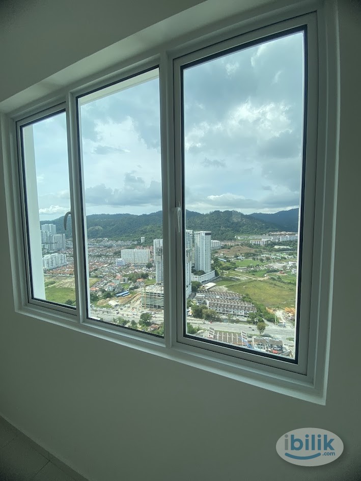 FEMALE Master Room at Bayan Lepas, Penang - Image 2