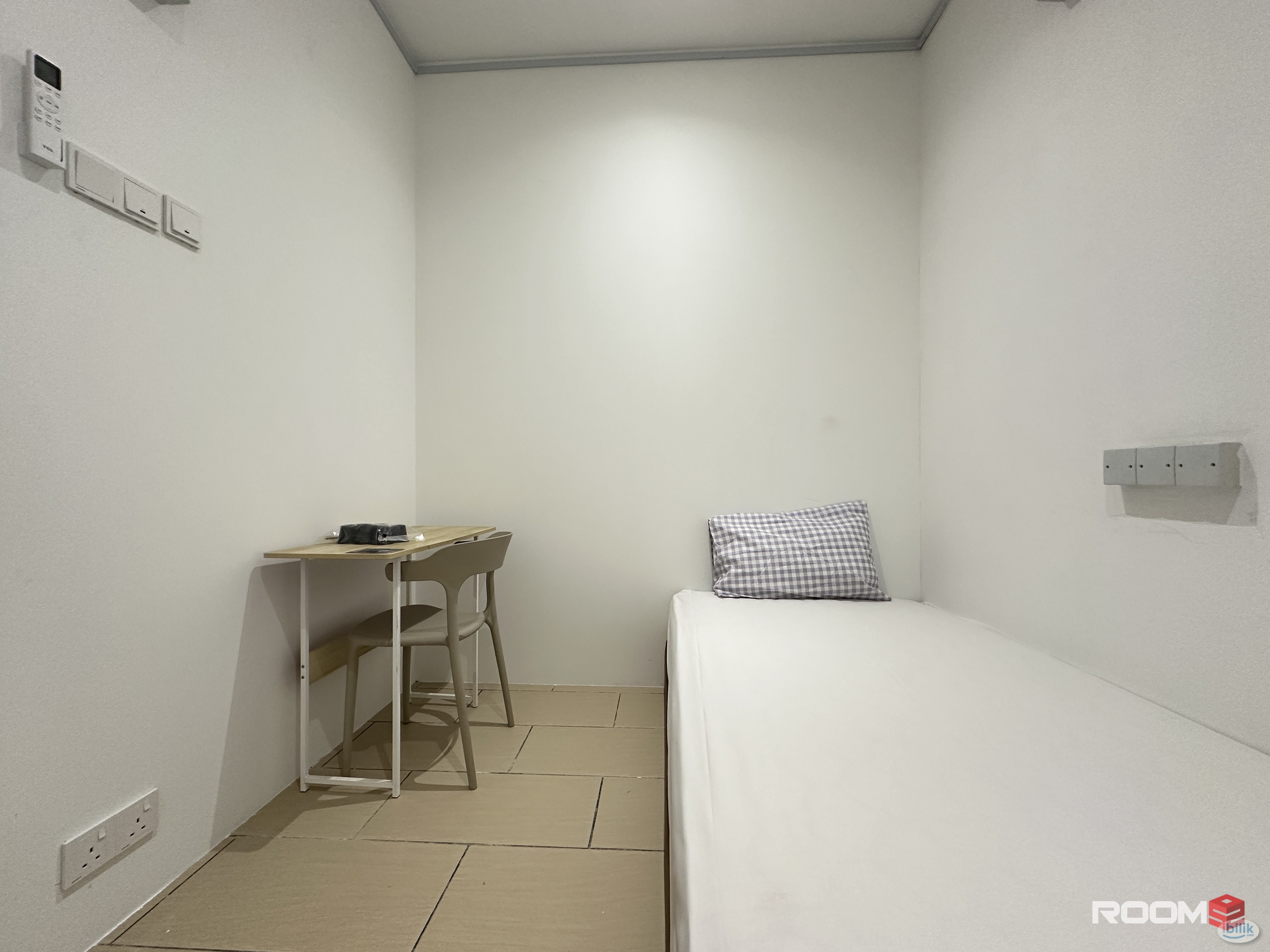 ‼️Free 1 Month Rental ⭐Fully Furnish Co-Living Room for Rent near UiTM Shah Alam 🔥 - Image 1
