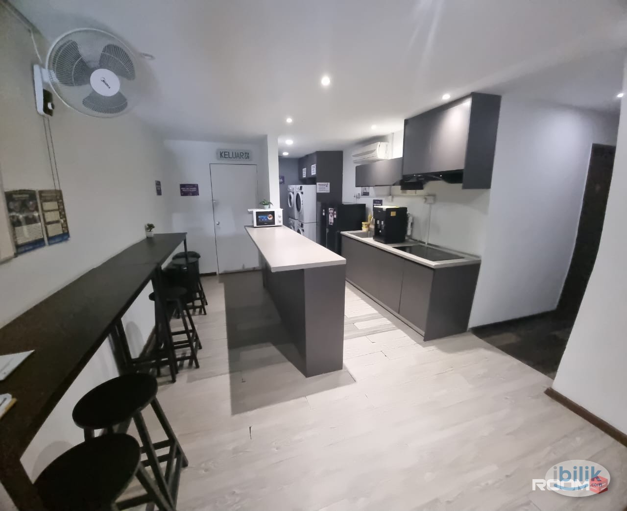 🔥Single Room with Bathroom ‼️Free One month Rent ‼️Near Kelana Jaya - Image 1