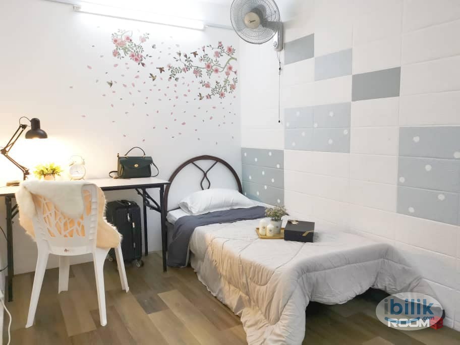 ❗Nice and Cozy room in Petaling🔥 Free 1 month rent❗ Brand new Co Living - Image 2