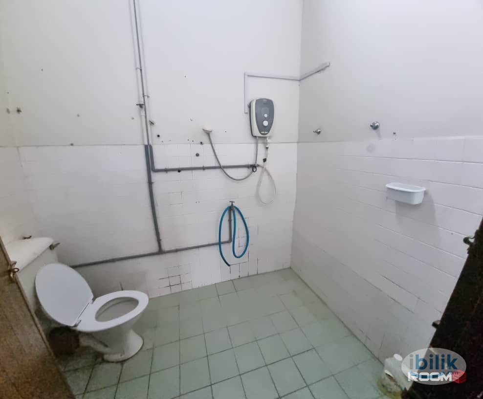 🏠 Master Room @ SS 2 (Landed with Free Parking) 🚗 📍 SS 2/2, Petaling Jaya, Selangor - Image 5