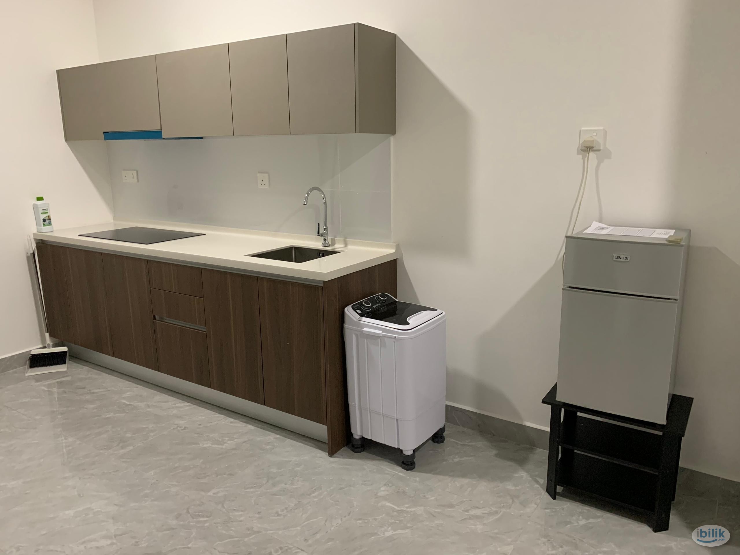Altris Residence@The Quartz - Medium Room - Image 4