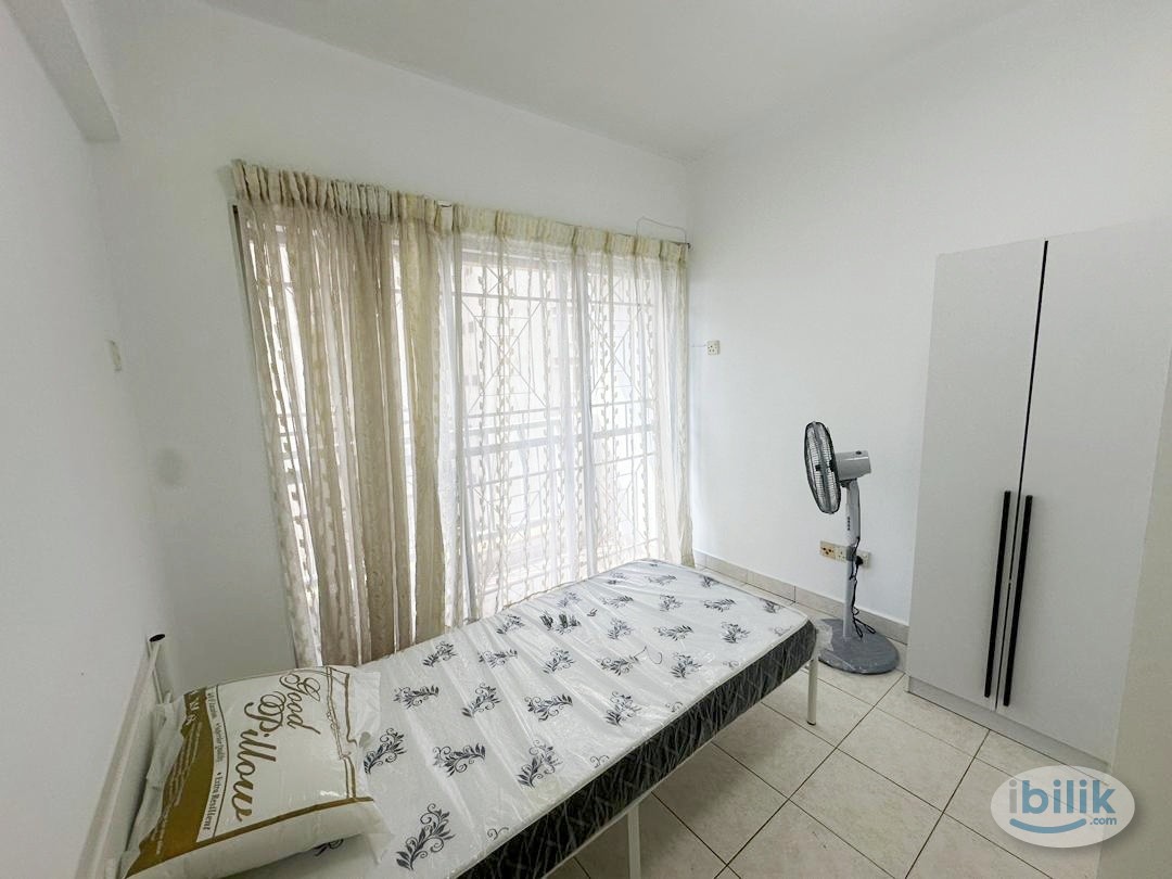 Single Room at Pelangi Apartment, Mutiara Damansara - Image 1