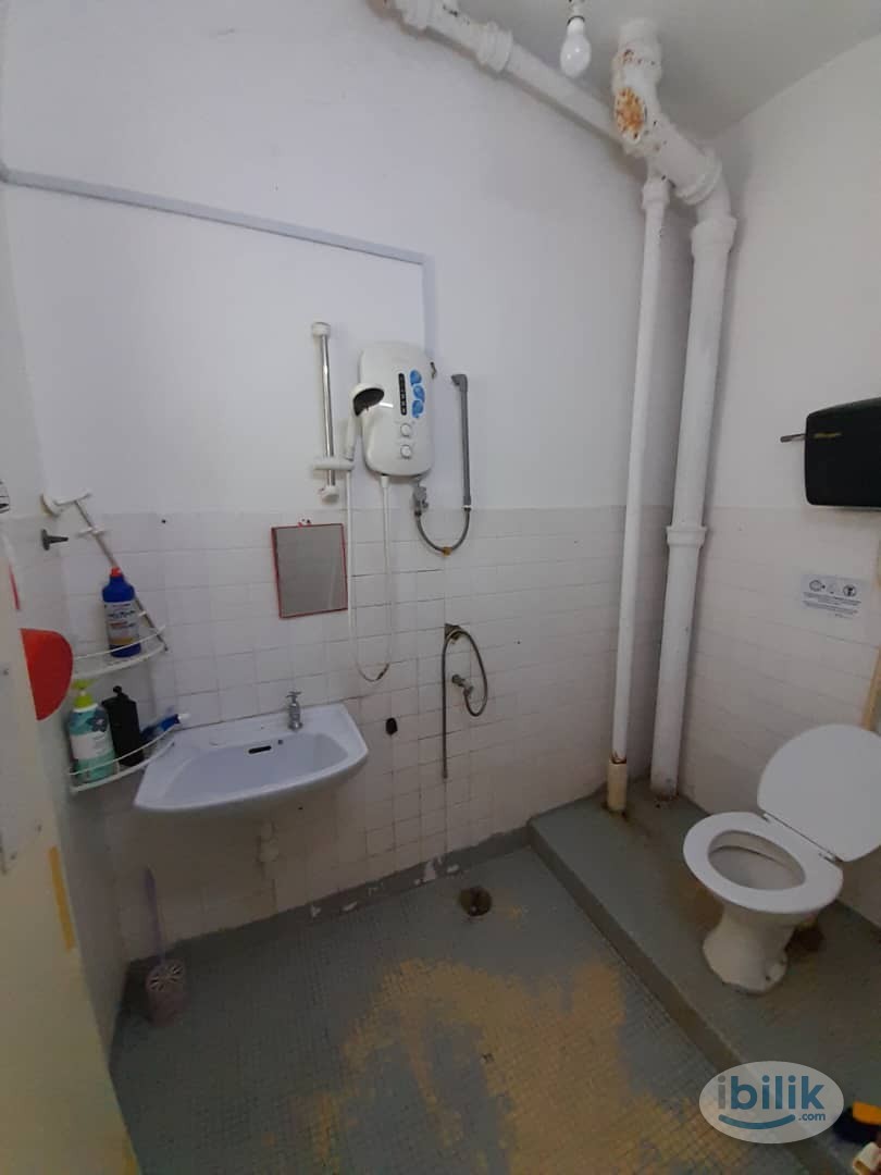 Near to TTDI MRT & Glo Damansara mall 🚶 ♂️ Room for Rentin Damansara Kim - Image 3