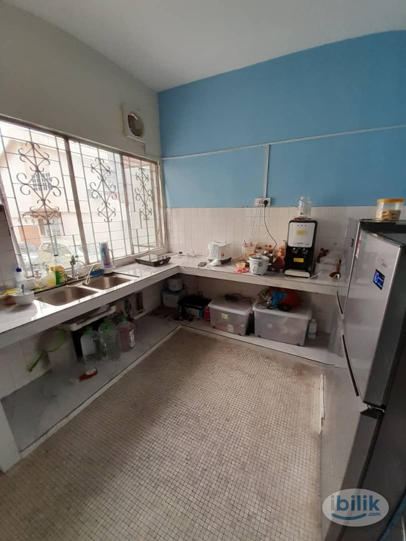 ❗ 📍 Middle Room Rent in Damansara Kim, PJ - Image 4