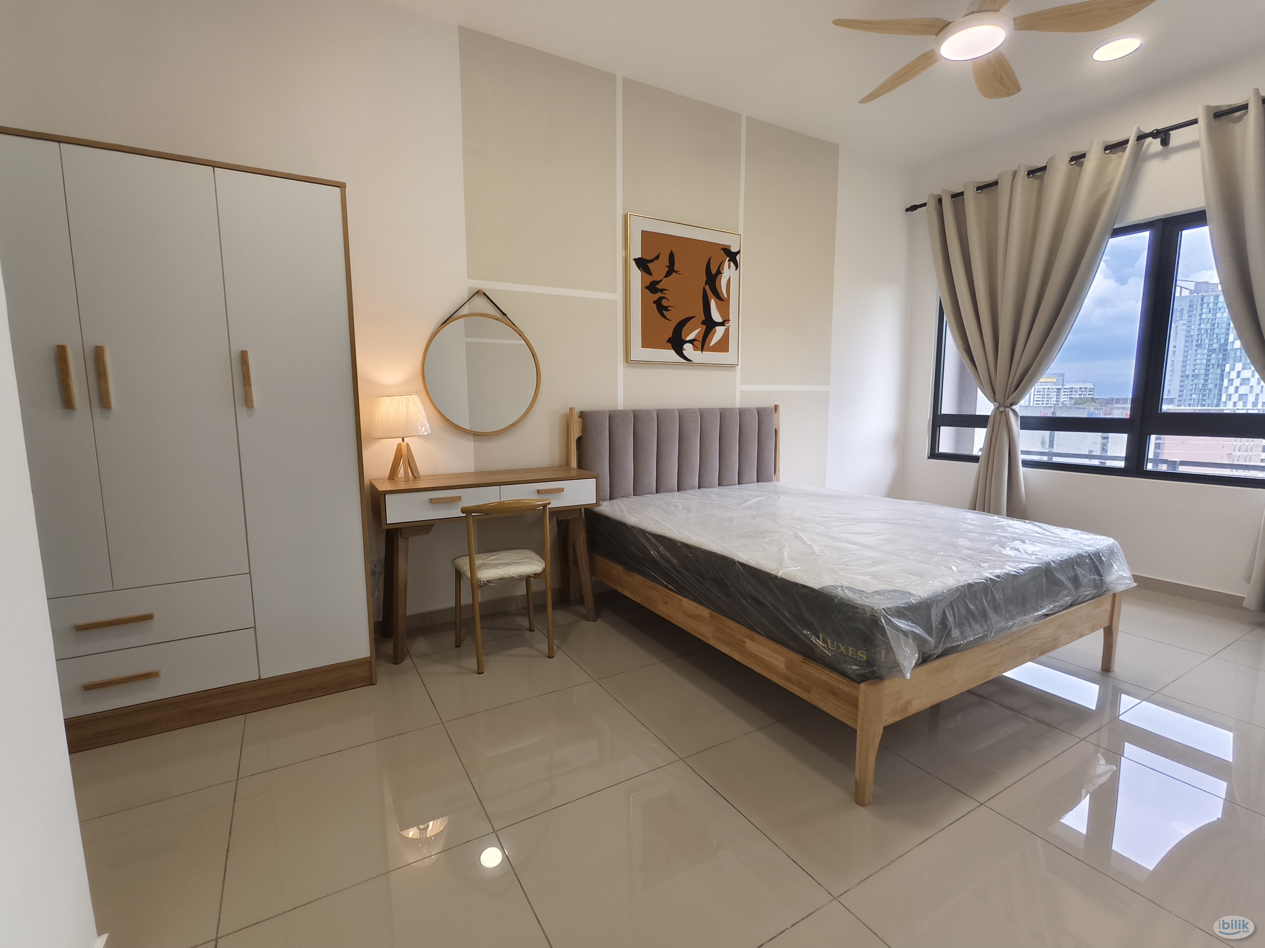 Master Room at D'Vervain Residence, Damansara Perdana - Image 1