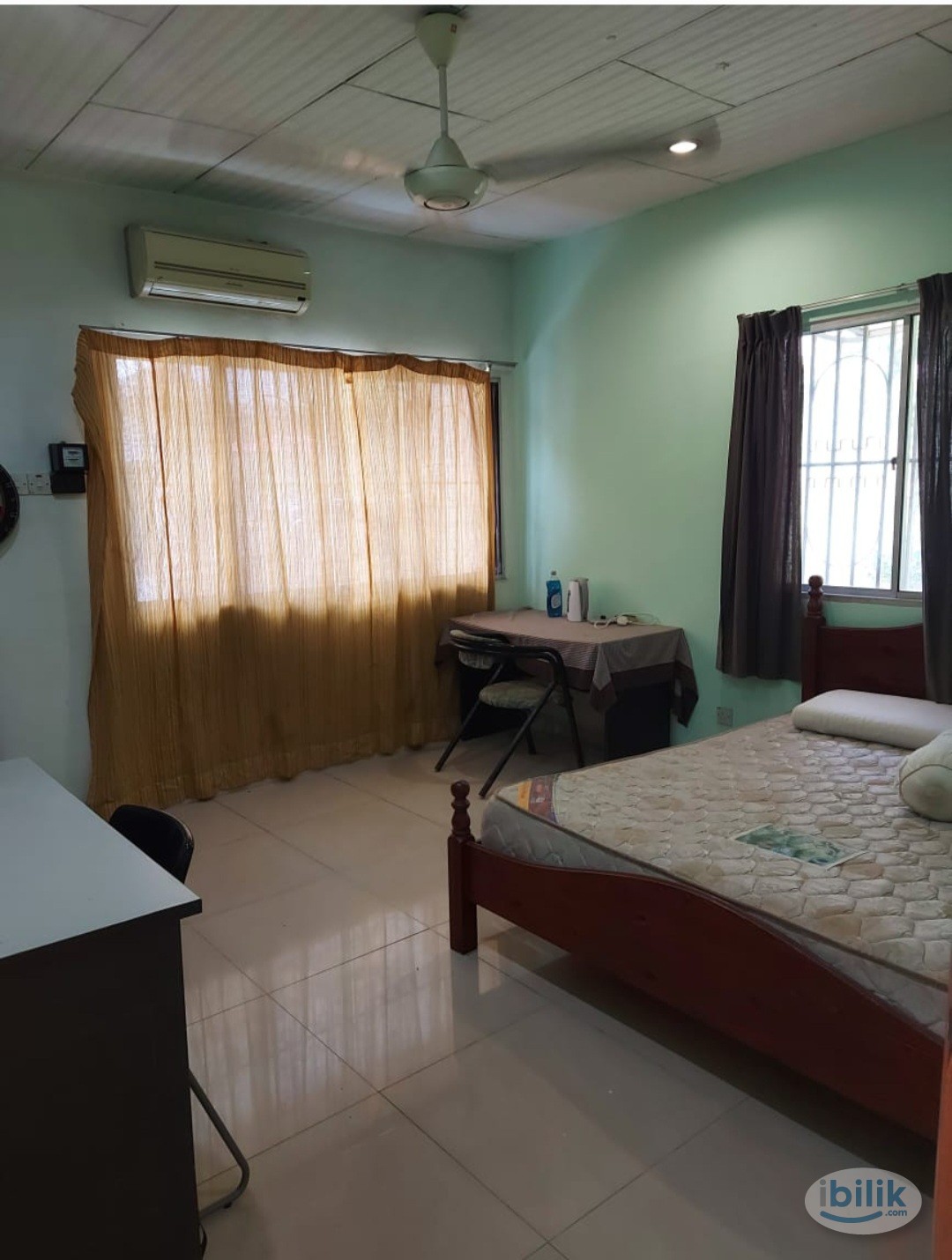 Master Room with car park @ Tmn Connaught - Image 1