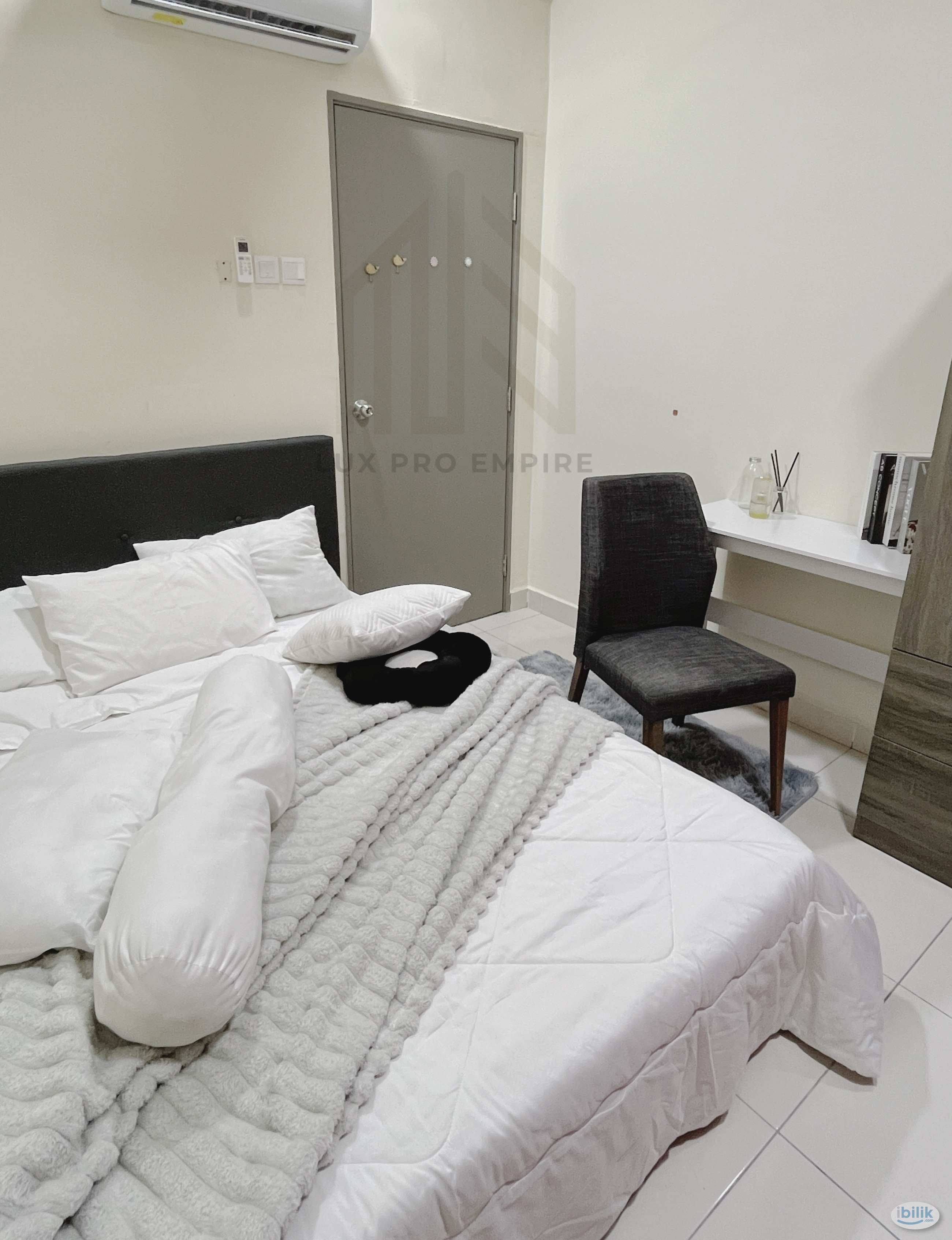 All-Female, Muslim-Friendly Condominium Rooms for Rent @ Meru - Image 1