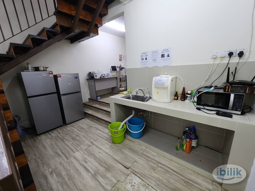 🚶‍♂️Walking Distance to MEGAH RISE MALL | KELANA JAYA LRT Single Room at SS24 - Image 4