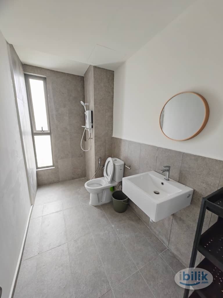 Middle Room at Enesta , Kepong - Image 4