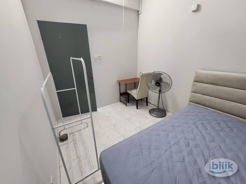 🌟NEAR LRT PUSAT BANDAR PUCHONG 3 MIN DRIVE ONLY😍‼️LOW RENTAL & ZERO DEPOSIT🔥FREE UTILITIES WITH WIFI AIRCOND😊🛜MOVE IN IM - Image 1