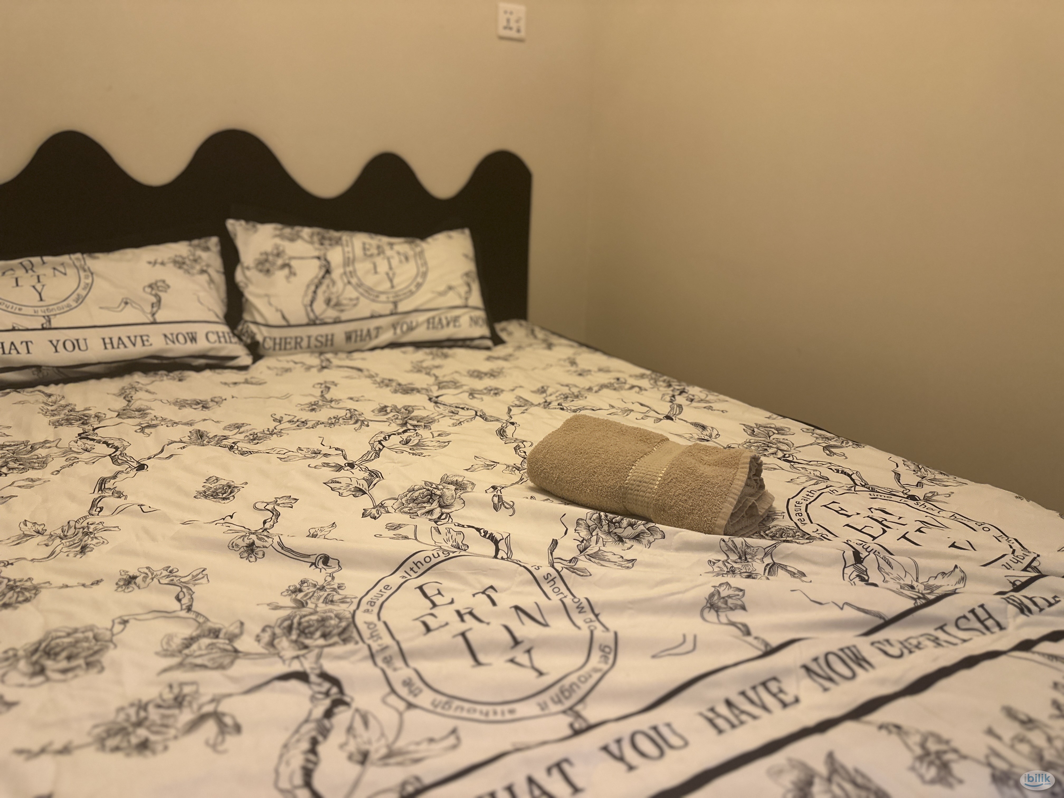 Jalan Selesa Senai Room for rent near CIMB Bank - Image 1