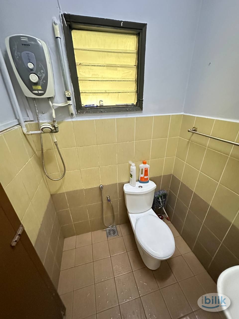 [ 100m to LRT | RM1 For 1st Month Rental | Promo ] ❤️‍🔥 Landed House Middle Room at Subang ‼️ - Image 3