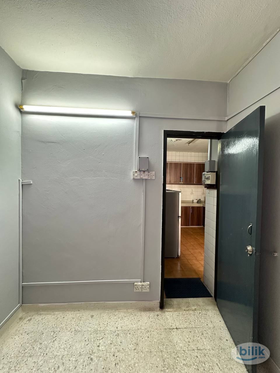 [ 100m to LRT | RM1 For 1st Month Rental | Promo ] ❤️‍🔥 Landed House Middle Room at Subang ‼️ - Image 1