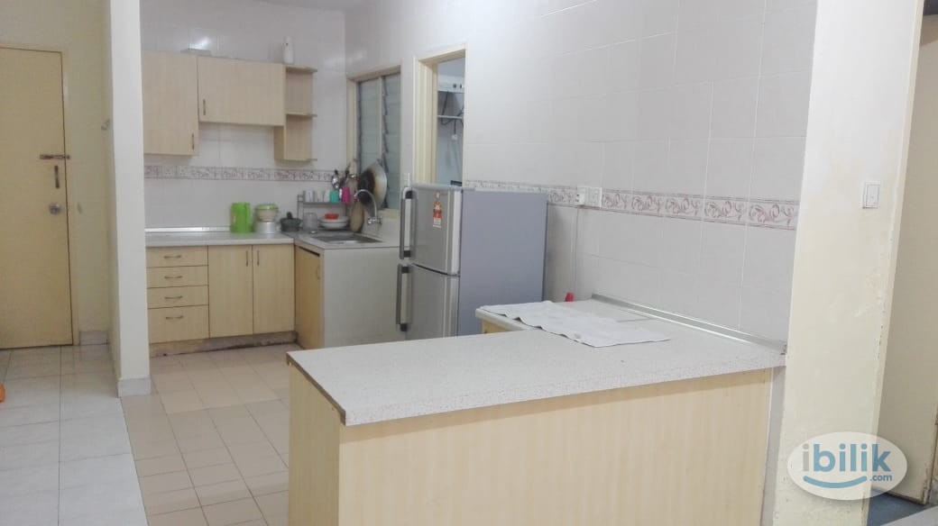 Master Room at Flora Damansara, Damansara Perdana - Image 5