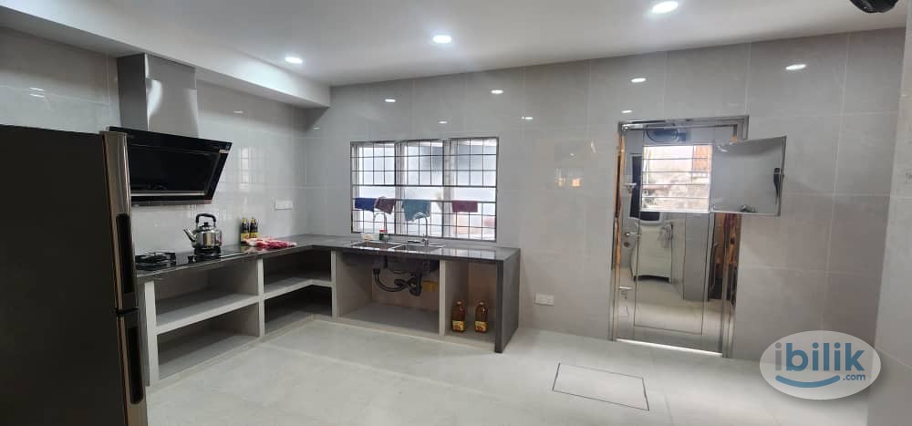 Medium Room to Rent - Image 2