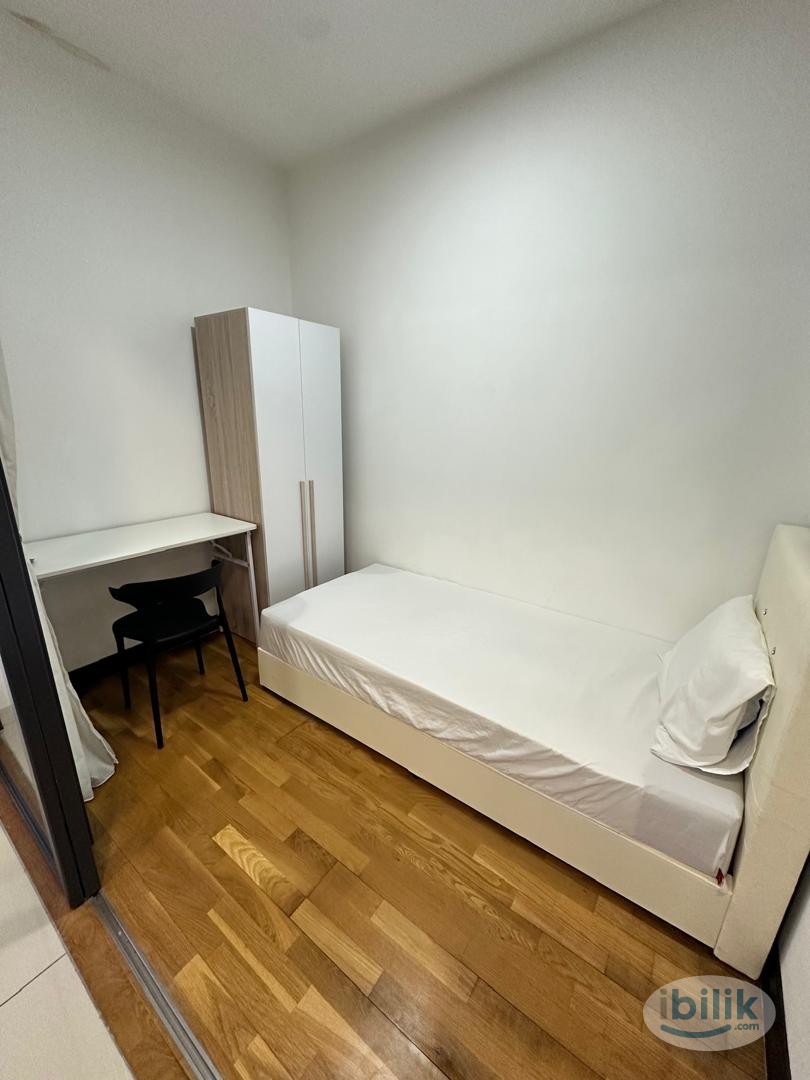 Small Room at KL Gateway, Bangsar South - Image 3