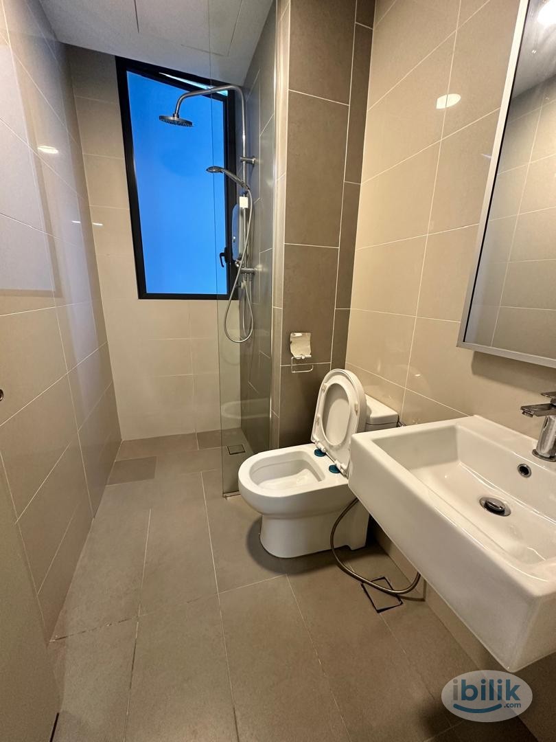 Small Room at KL Gateway, Bangsar South - Image 5