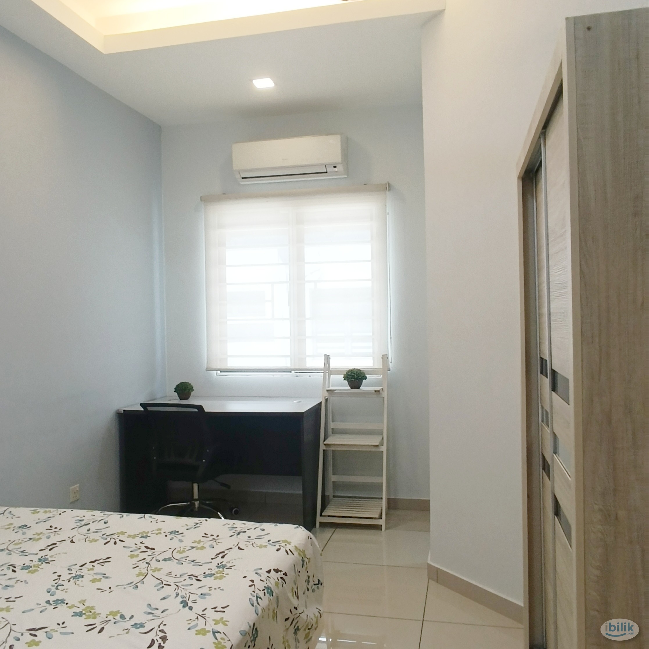 Landed Property, Middle Room at Bayan Lepas Penang - Image 2