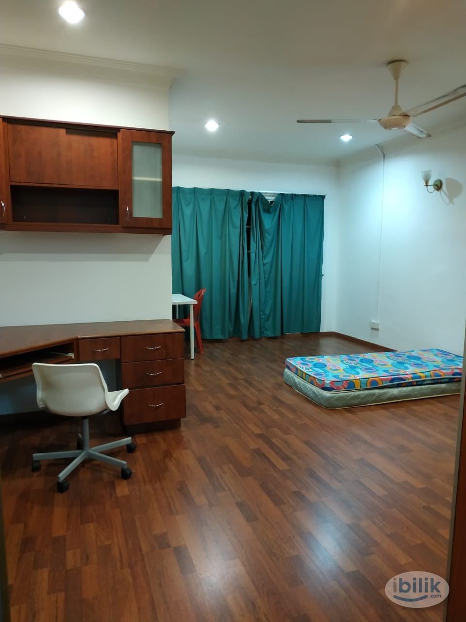 Master Bedroom For Rent At Damansara Utama, Uptown - Image 1