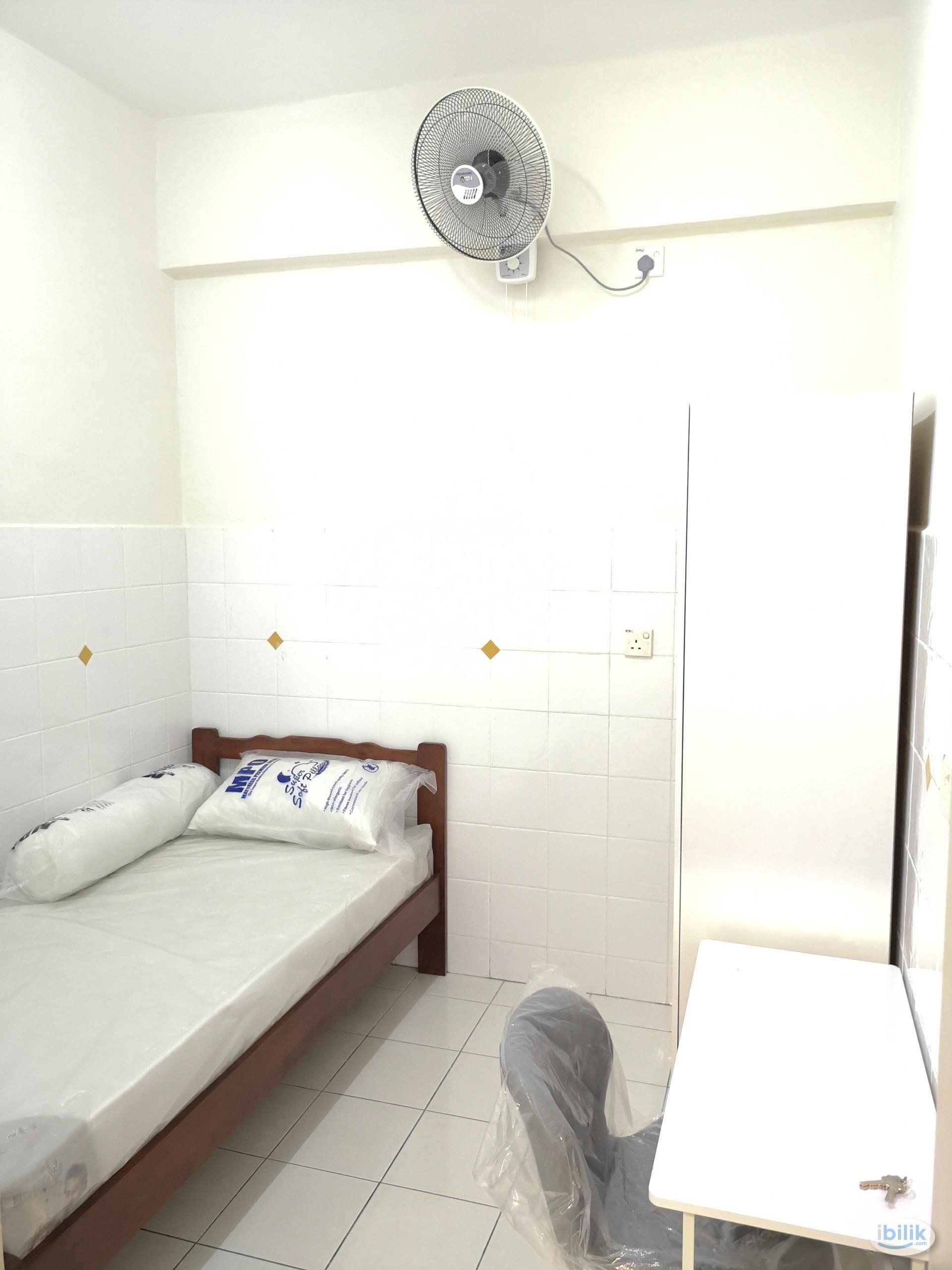 Single Room Fully Furnished at Putra Place, Bayan Indah - Image 2
