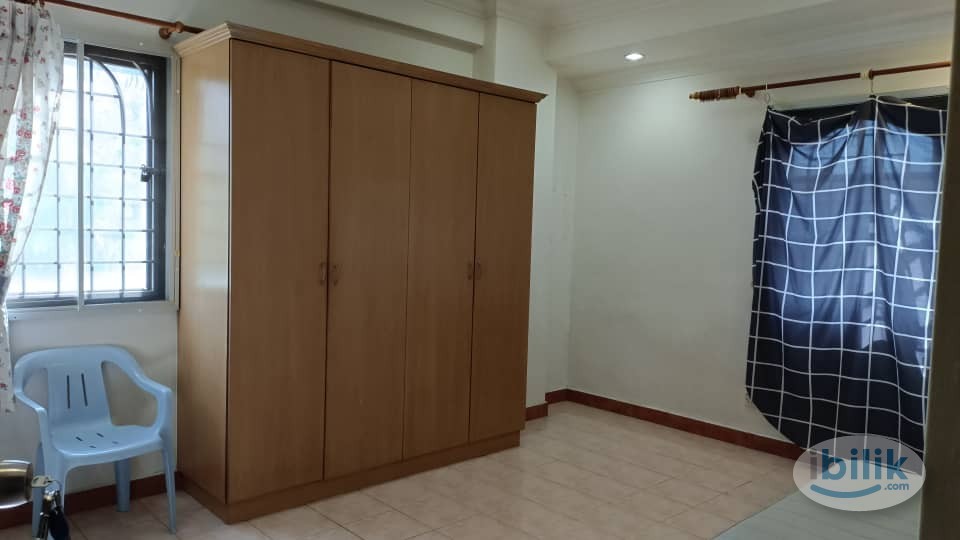 Master Room at Evergreen Park, Bandar Sungai Long - Image 1