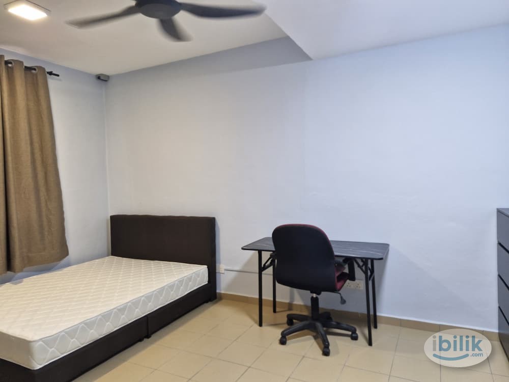 Master Room at Taman Bagan Baru, Butterworth - Image 5