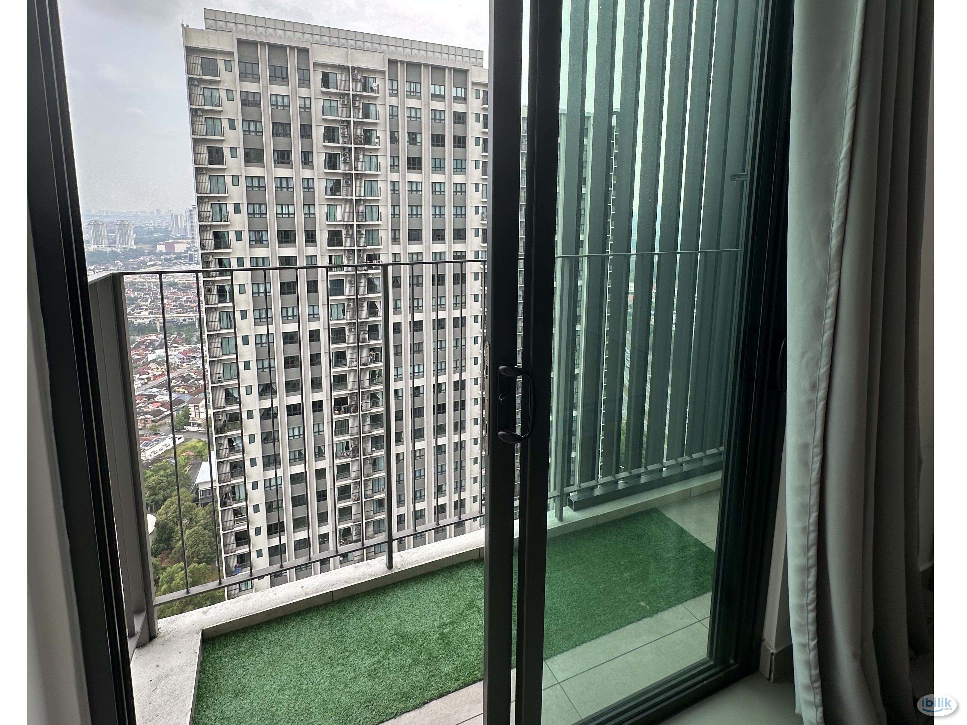 Middle Room at Sri Petaling, Kuala Lumpur - Image 2