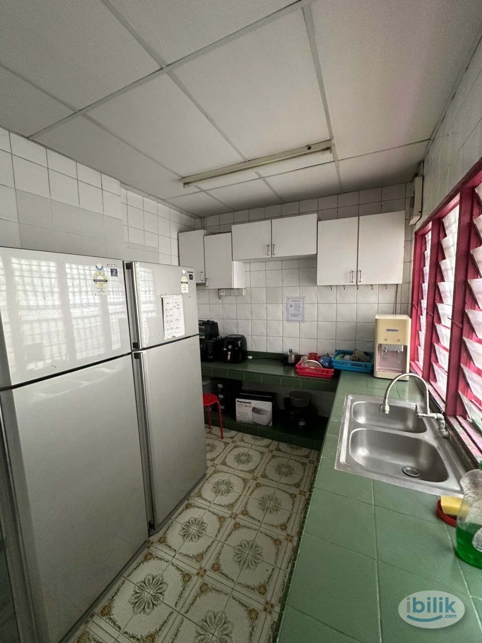 Fully Furnished Single room at Taman Connaught landed House - Image 2