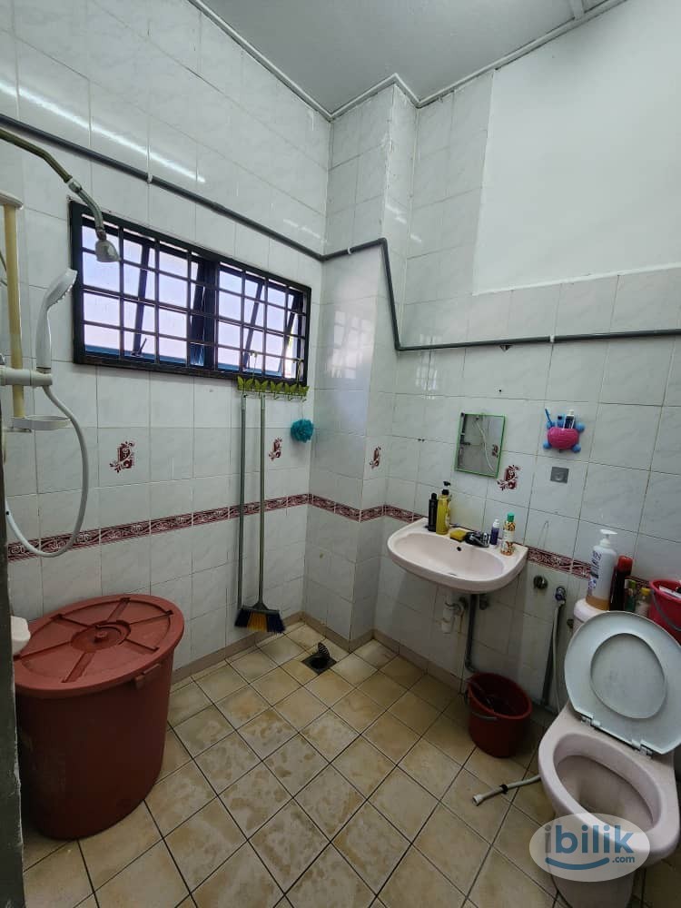 Low Rental & Zero Deposit😊🔥Middle Room Near SMK Bandar Puchong Jaya😮‼️LRT IOI Mall Puchong 5 min Only🚄Free Utilities & M - Image 4