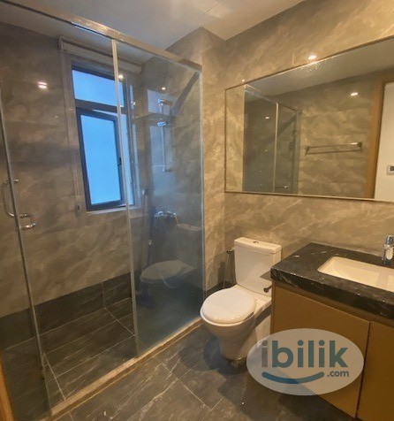 5 mins walk CIQ - Big Balcony condo room (individual washer) at R&F  mall - Image 5