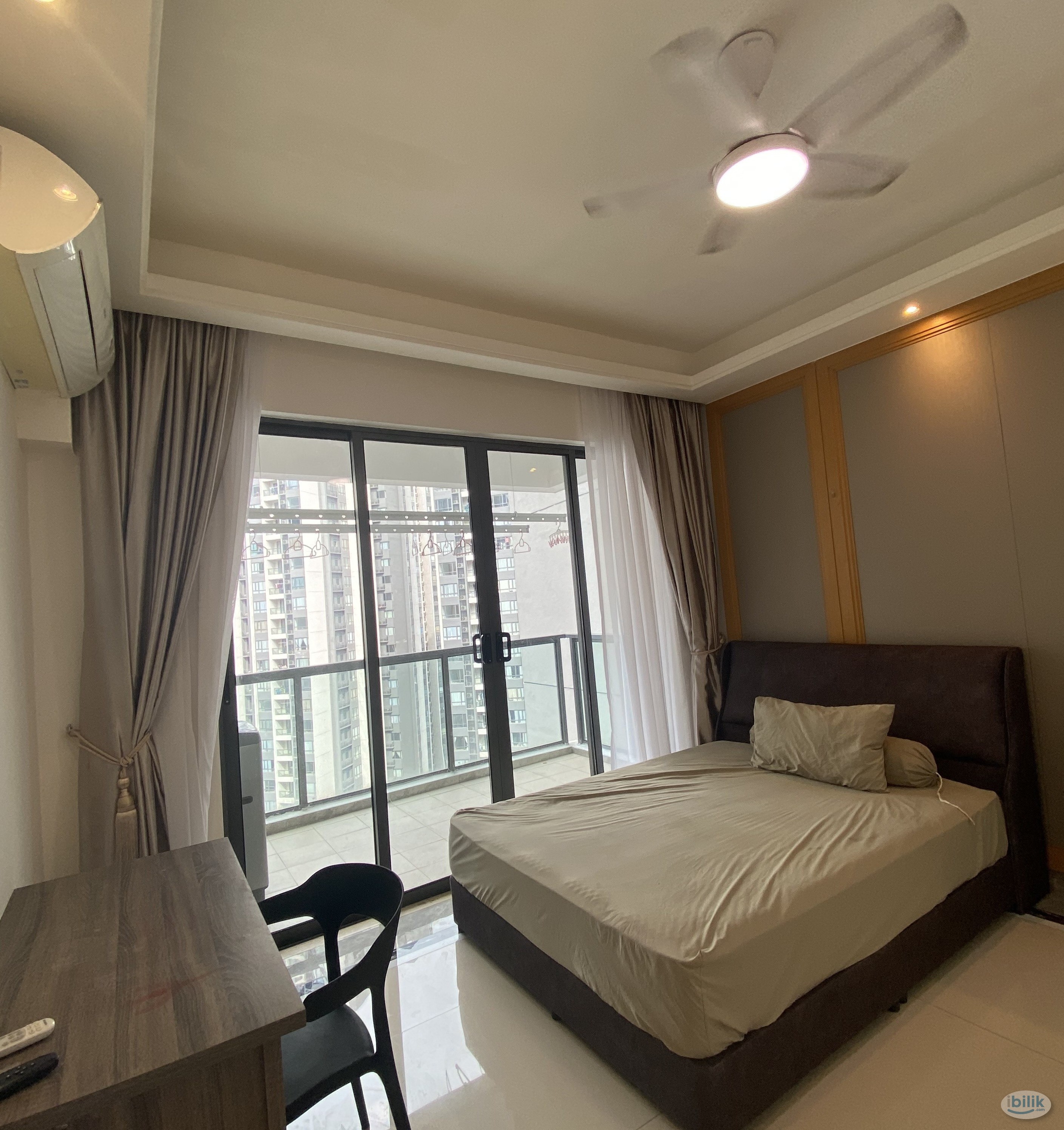 5 mins walk CIQ - Big Balcony condo room (individual washer) at R&F  mall - Image 1