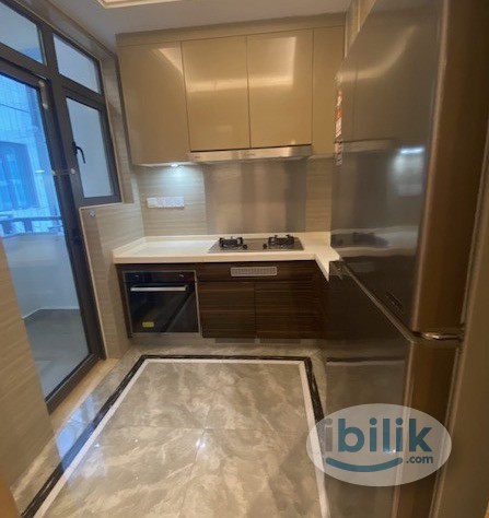 5 mins walk CIQ - Big Balcony condo room (individual washer) at R&F  mall - Image 4