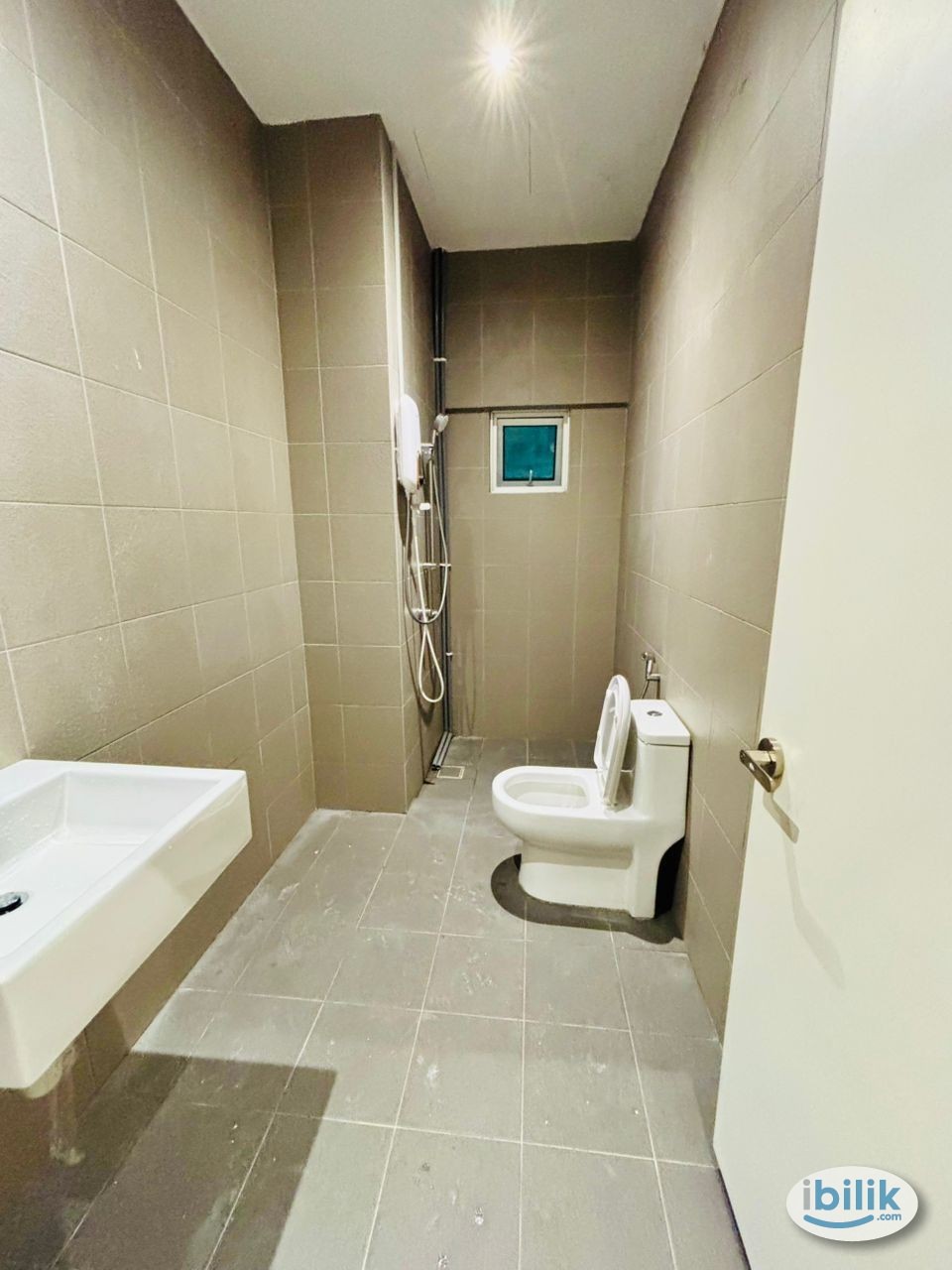 Middle Room at VERVE Suites, Old Klang Road - Image 2