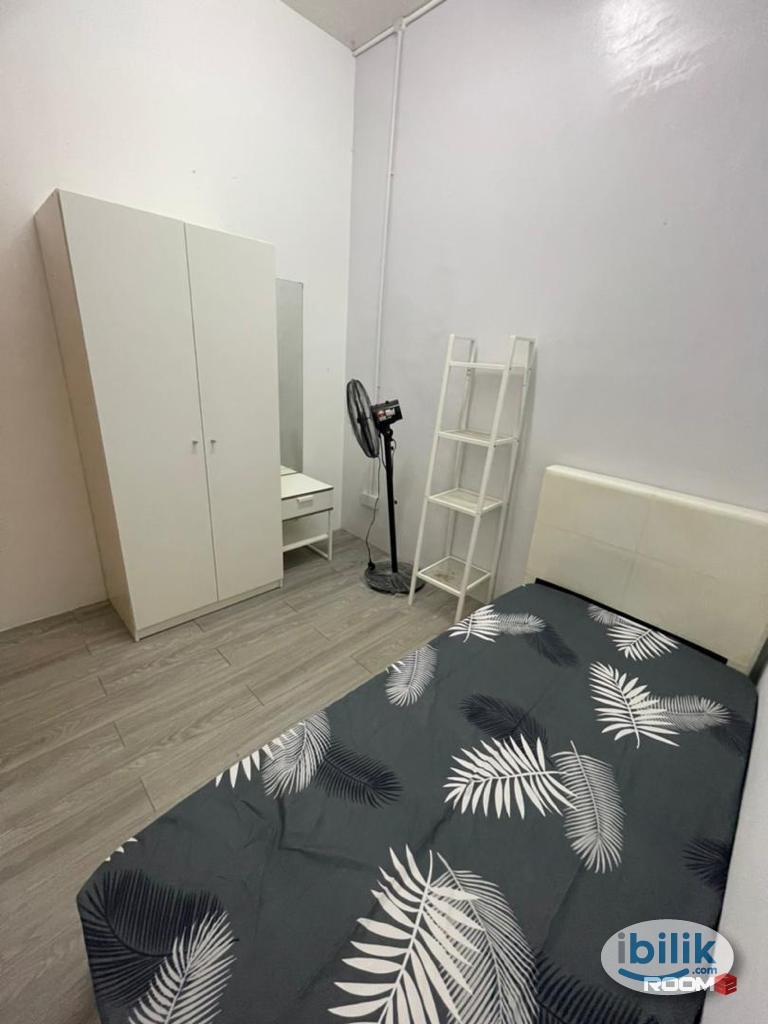 Middle Room at SS15, Subang Jaya - Image 1