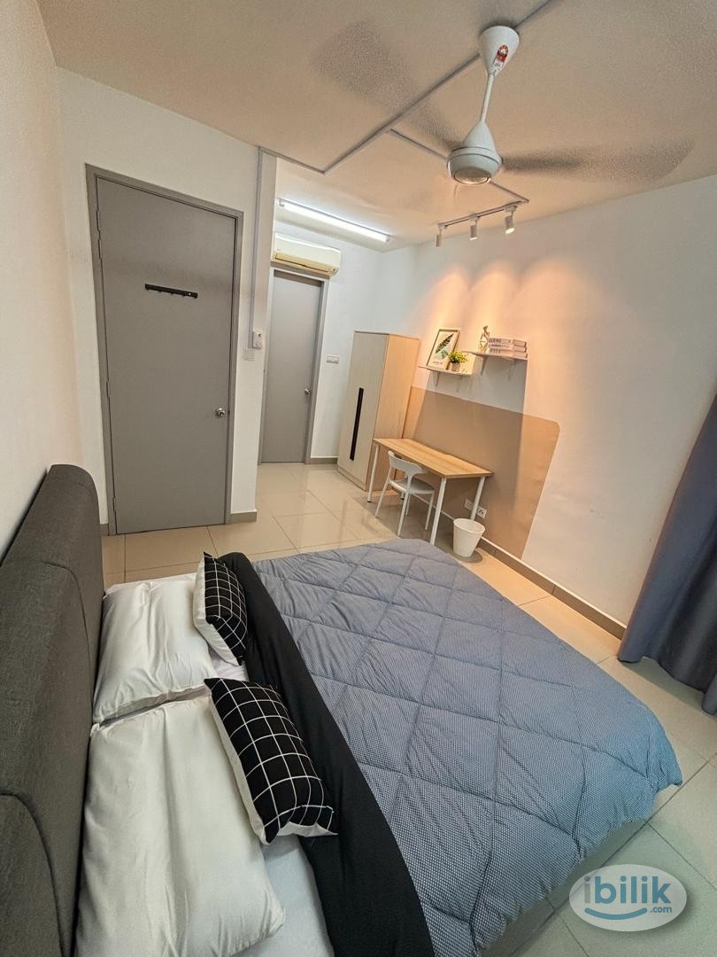 🏫==Include Utility ==Master Bedroom for Rent at Bukit Jalil ❗️❗️Newly Renovated Fully Furnished❗️❗️  包水电 WIFI ❗️ GRAB IT - Image 1