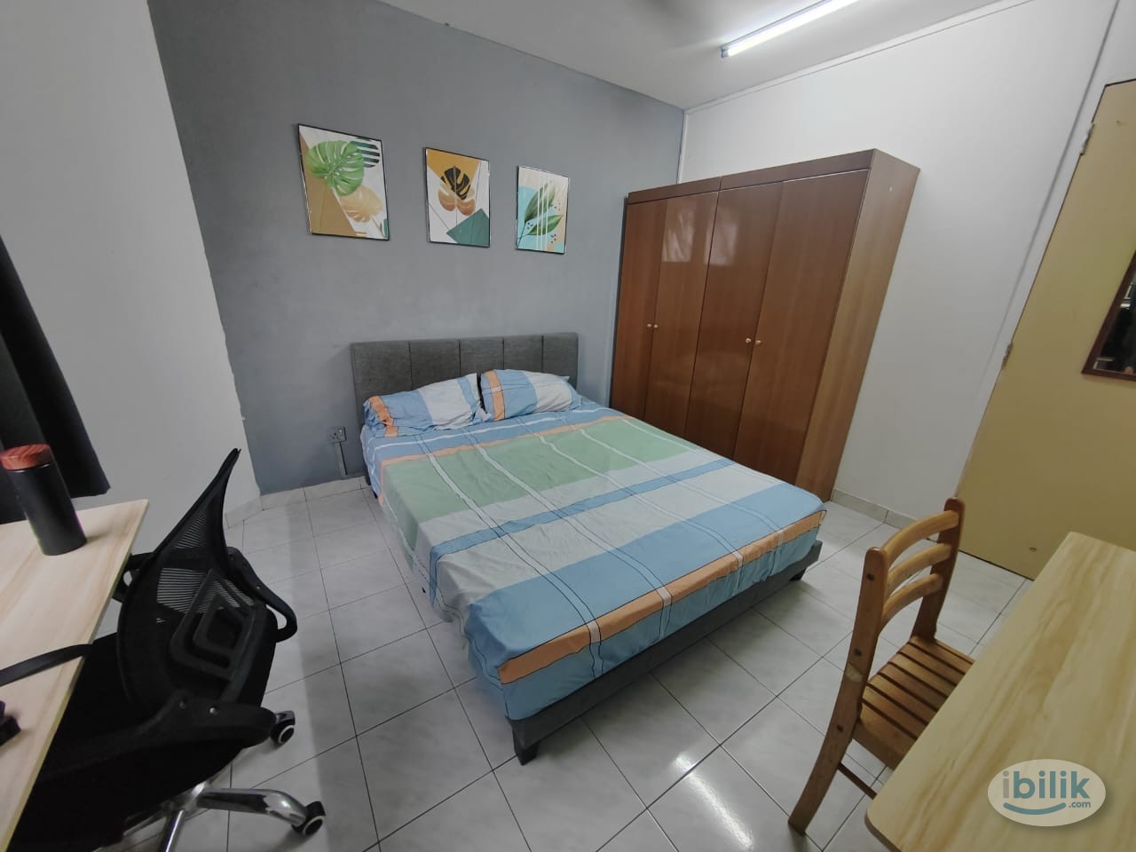 Master Room at Kenanga Point, Pudu with Covered Parking - Image 1