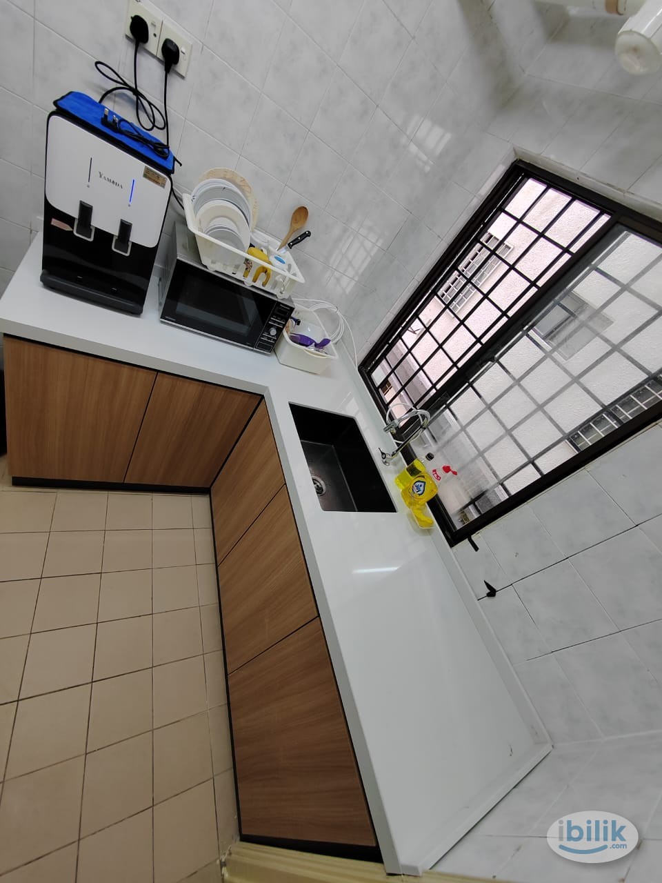 Master Room at Kenanga Point, Pudu with Covered Parking - Image 4