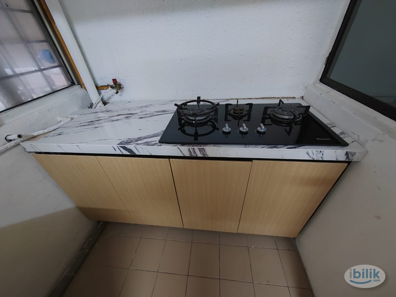 Master Room at Kenanga Point, Pudu with Covered Parking - Image 5