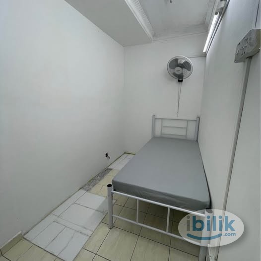 👩FEMALE UNIT BUDGET SINGLE ROOM FOR RENT AT SS2 🔥MOVE IN IMMEDIATELY🌈TRUSTED AGENT🌈 - Image 1