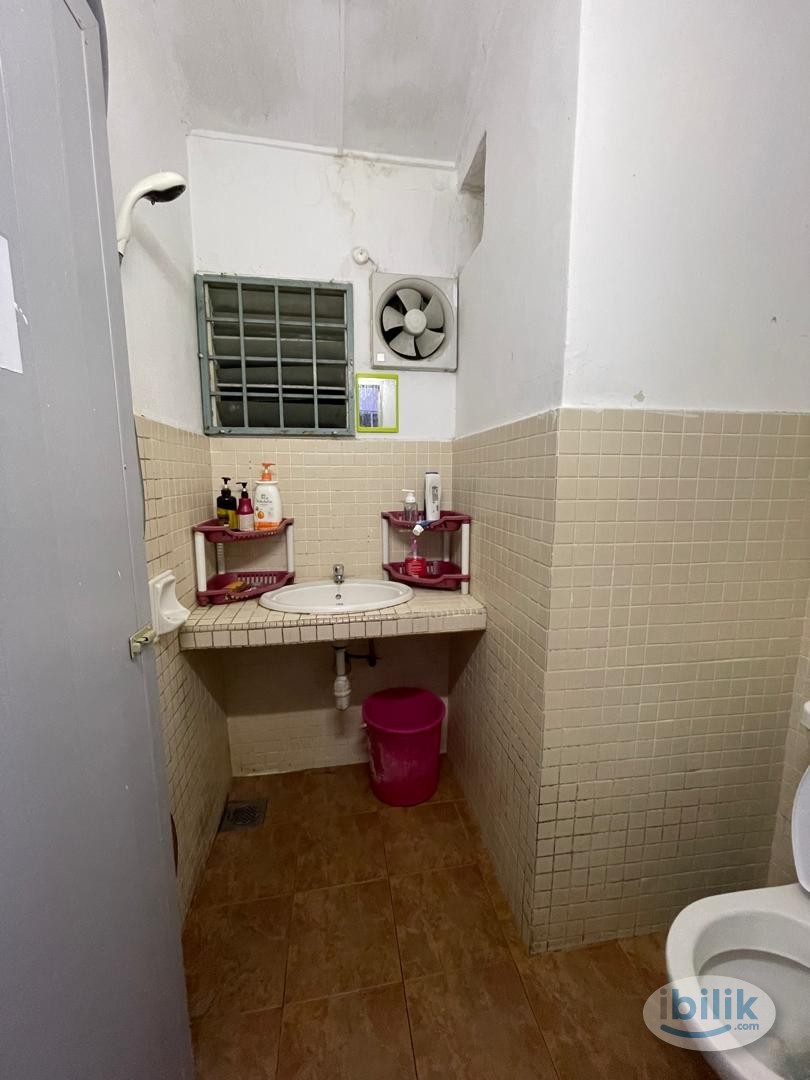 👩FEMALE UNIT BUDGET SINGLE ROOM FOR RENT AT SS2 🔥MOVE IN IMMEDIATELY🌈TRUSTED AGENT🌈 - Image 4